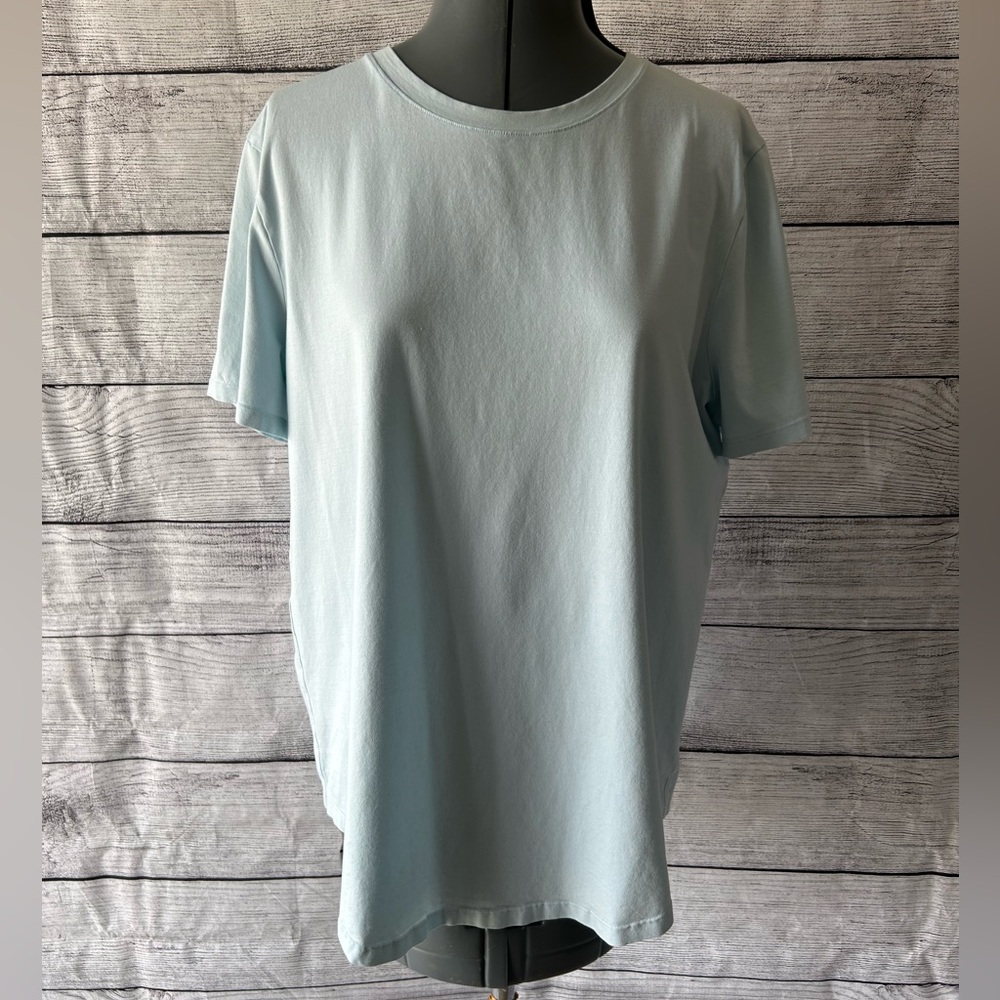 Lululemon pale blue boxy short sleeve tee